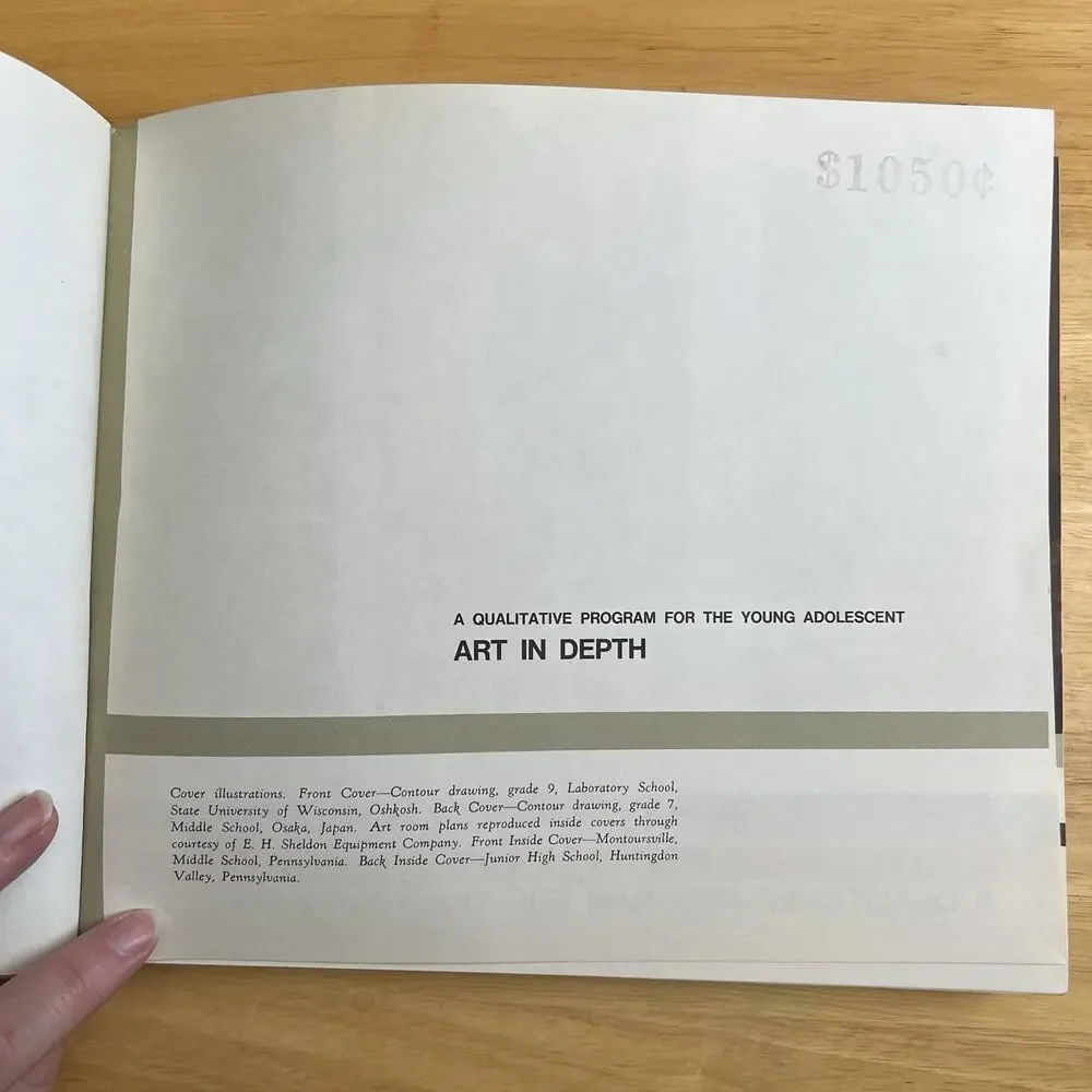 Art in Depth A Qualitative Program for the Young Adolescent Hardcover Education